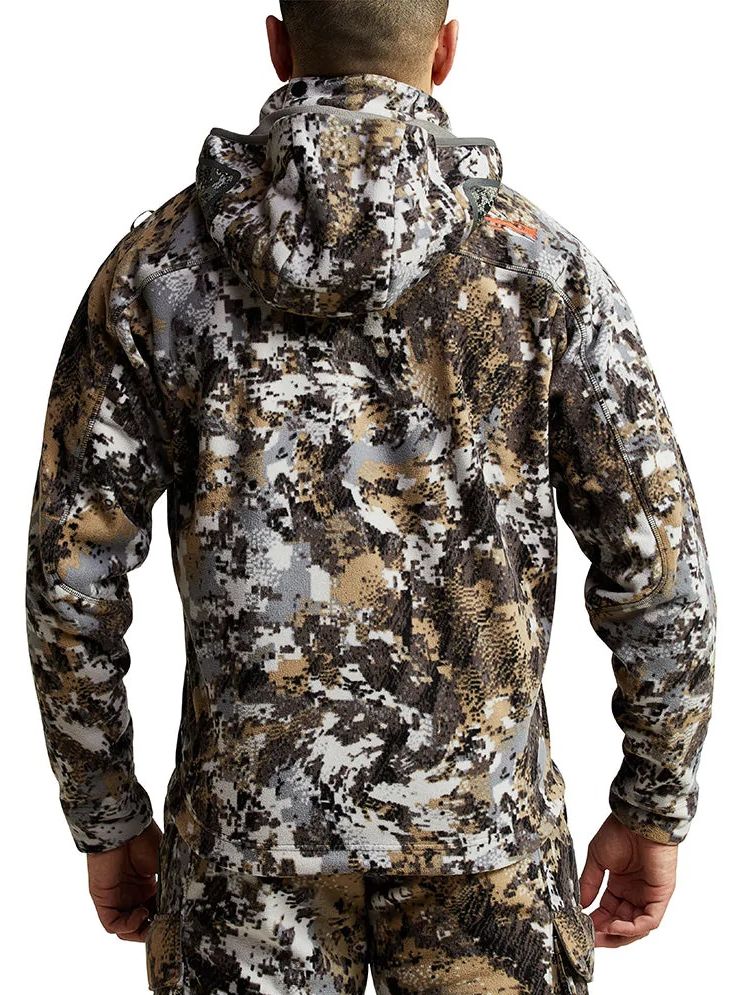 SITKA Stratus Jacke in Elevated II Rückenbereich