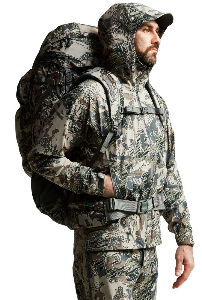 SITKA-Dew-Point-Jacke-Open-Country-angezogen