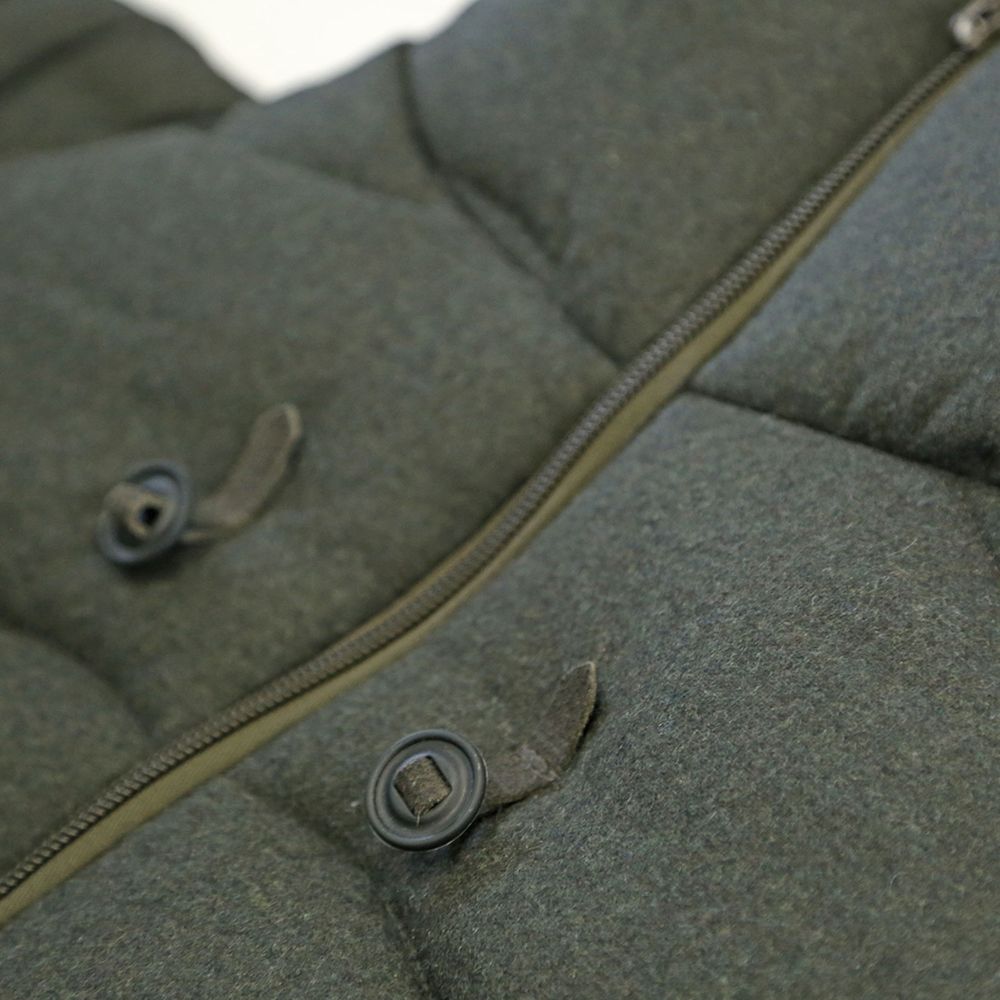 CARINTHIA-Ansitzjacke-mit-Fussteil-Webpelz-3 CARINTHIA Ansitzjacke mit Fußteil Webpelz Detailansicht