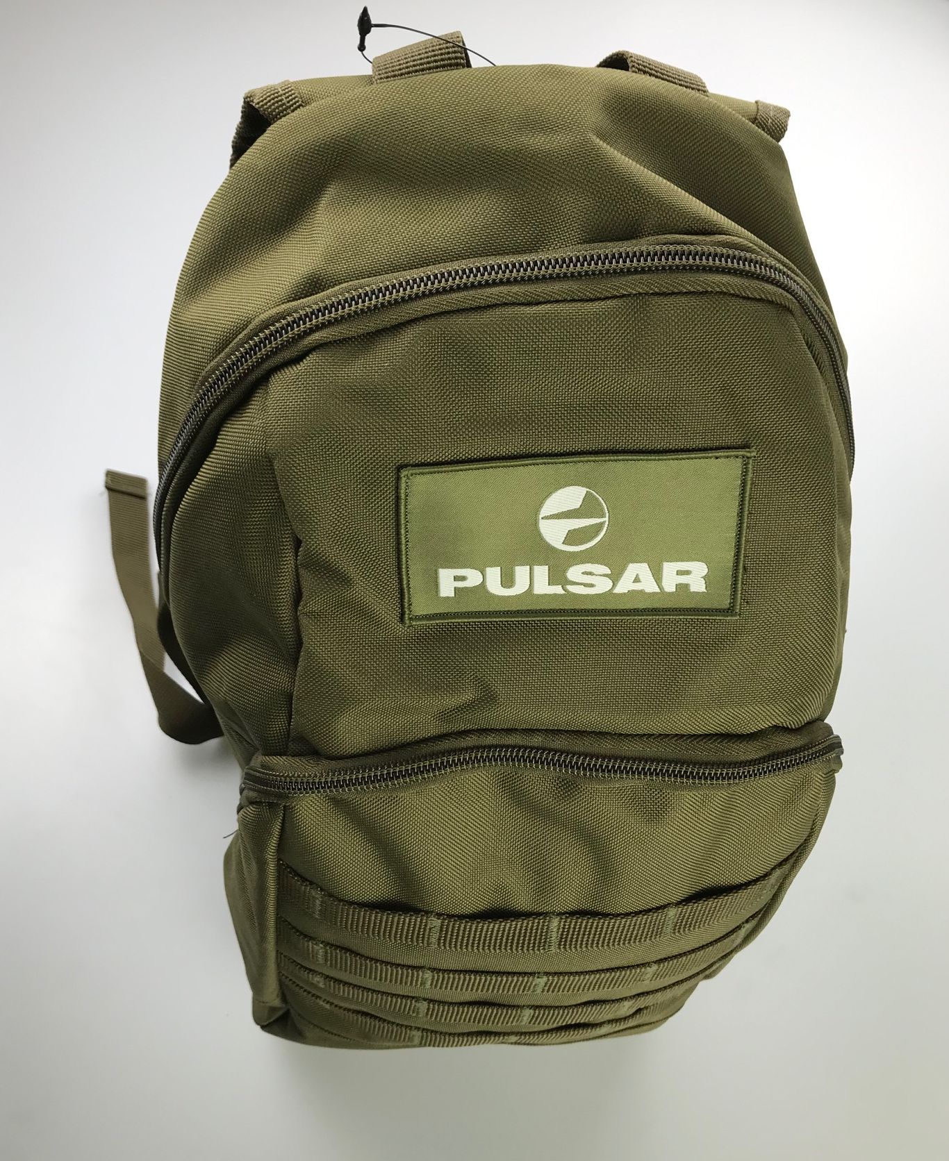 PULSAR Rucksack 15 in oliv Frontansicht