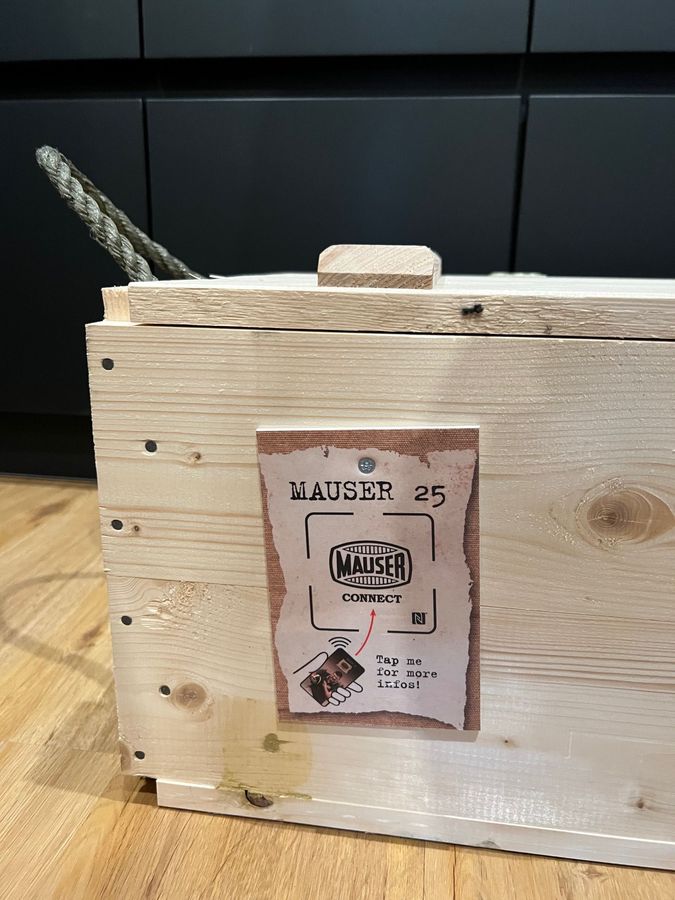 MAUSER 25 Launch verschlossene Holzkiste MAUSER 25 Launch verschlossene Holzkiste