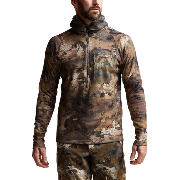 SITKA Grinder Hoody in Waterfowl Timber angezogen