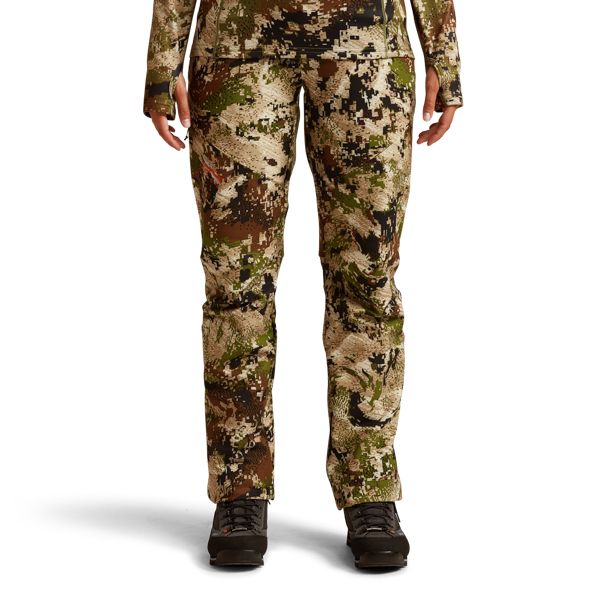 SITKA Damen Cadence Hose in Subalpine angezogen