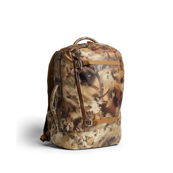 SITKA Full Choke Pack in Waterfowl Marsh